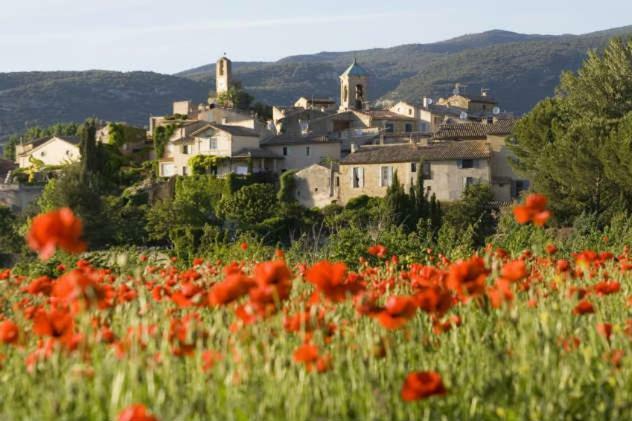 Ancienne Maison De Maitres Lourmarin Exterior photo